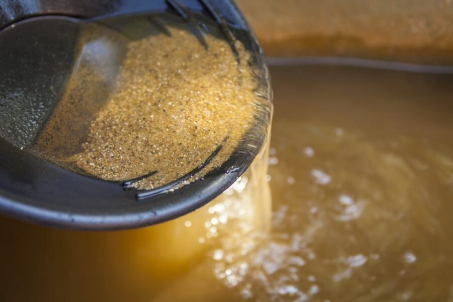 Colorado: Red Rocks, Dinosaur Tracks, & Gold Mine Tour - Idaho Springs lunch: plan for BBQ while you explore a gold-rush town